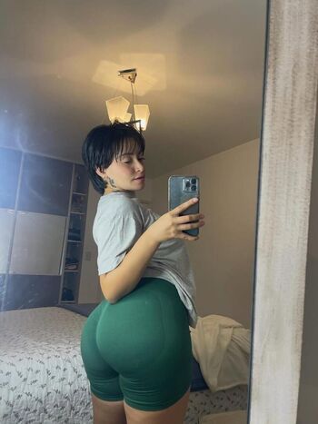 Miranda kerr deepfake leaked private content