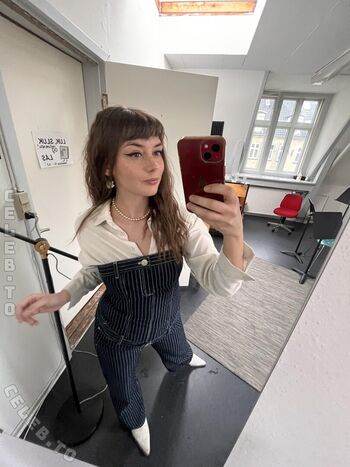 Nouschka page leaked private content