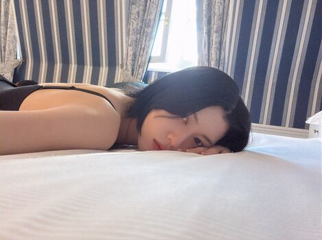 Asialynnbby / leaked private content