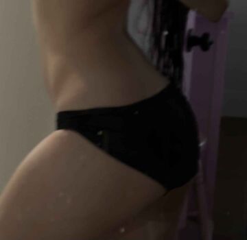 Daniela riaz/ leaked private content
