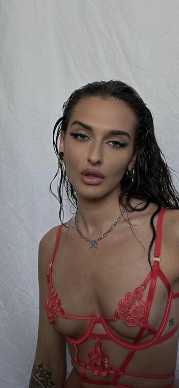 Antoniamackenzie nua leaked private content
