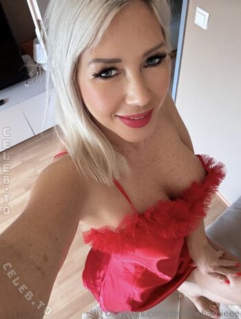 Fasjmin leaked private content