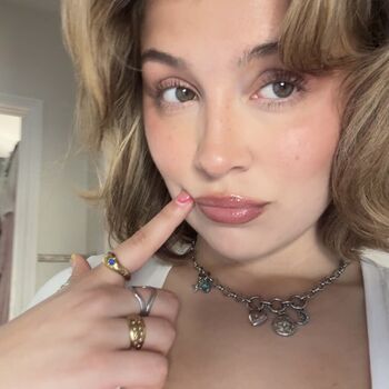 Apollonia llewellyn/ leaked private content