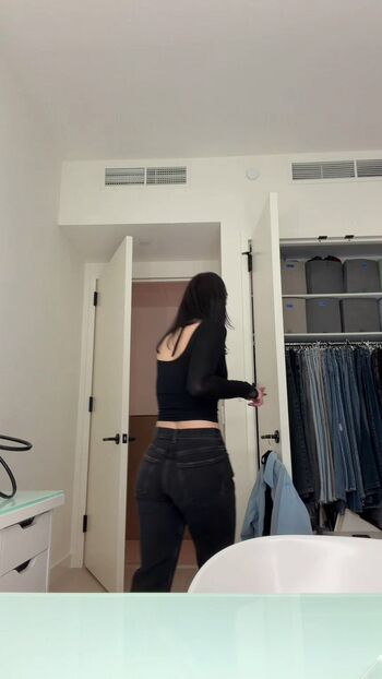 Denipon/ leaked private content