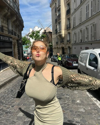 Beautyfromthorns/ leaked private content