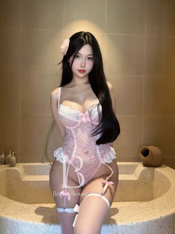 Haesicks / leaked private content