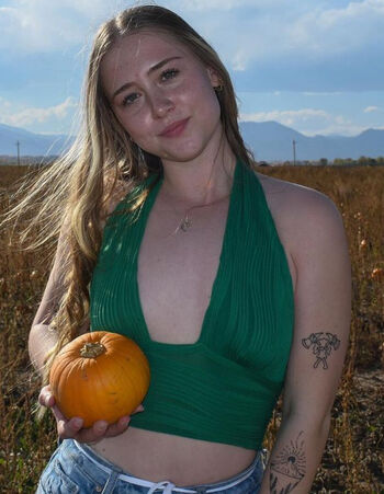 Abbie chatfield/ leaked private content