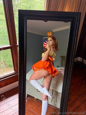 Haesicks  page leaked private content