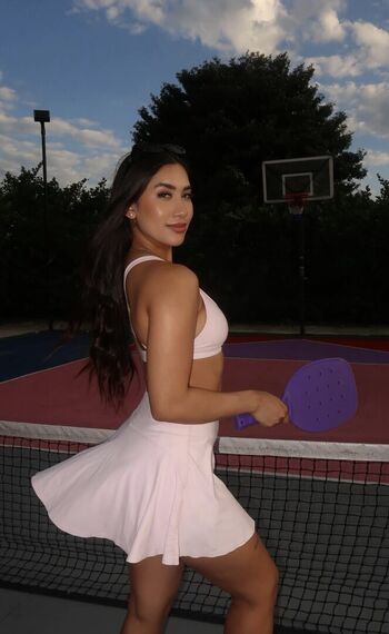 Kerrieessex/ leaked private content
