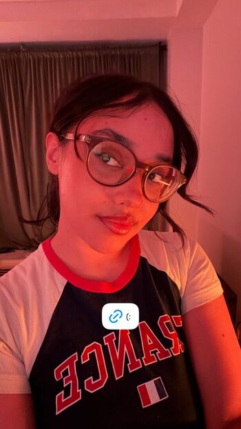 Itsqueennovaa leaked private content