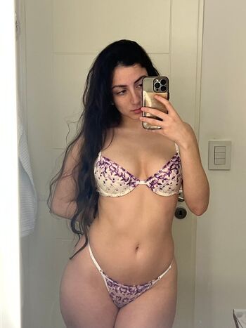 Juicybabiixoxo/ leaked private content