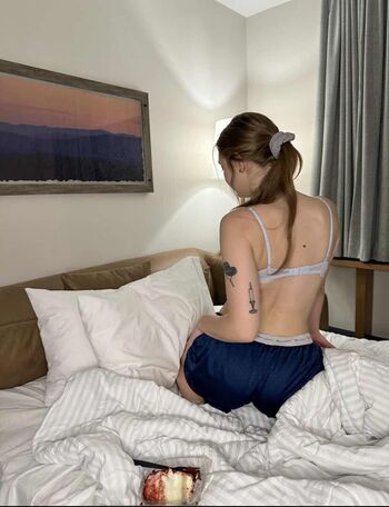 Haesicks / leaked private content
