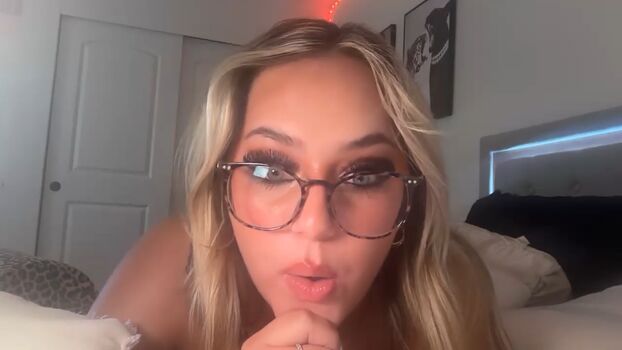 Nerokowu nua leaked private content