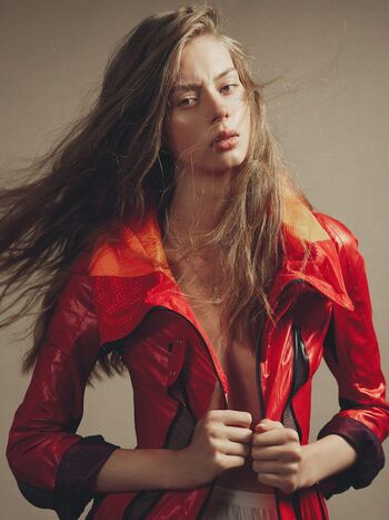 Lauren de graaf leaked private content