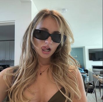 Brookeab leaked private content