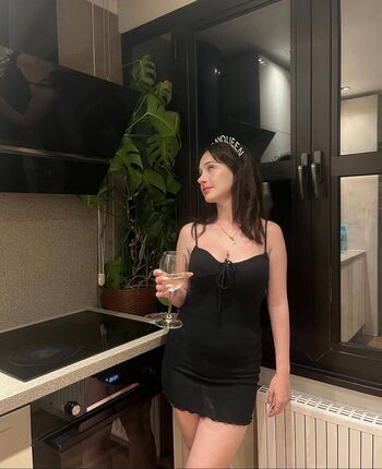 Haesicks / leaked private content