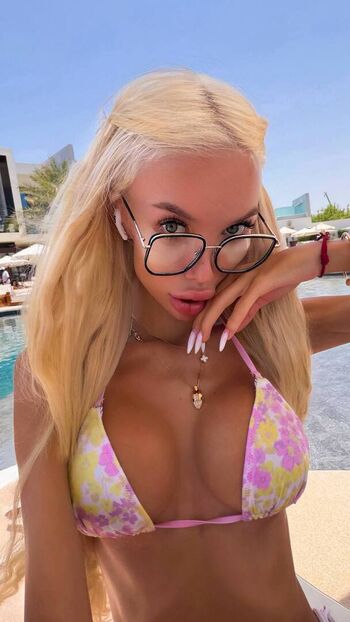 Haesicks / leaked private content