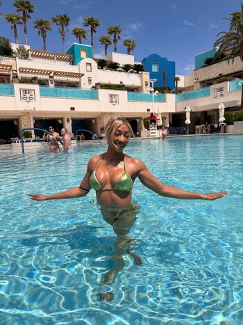 Zoena x onlyfans leaked private content