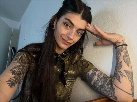 Alyciaelvie page leaked private content