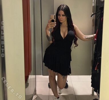 Sttaringart leaked private content