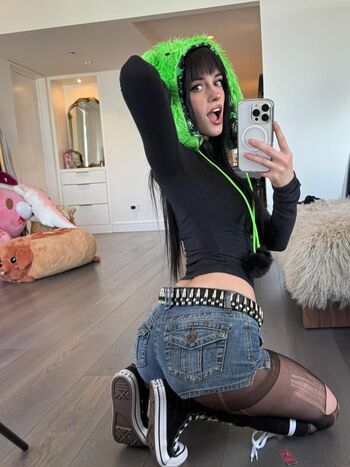 Nekostrophic leaked private content
