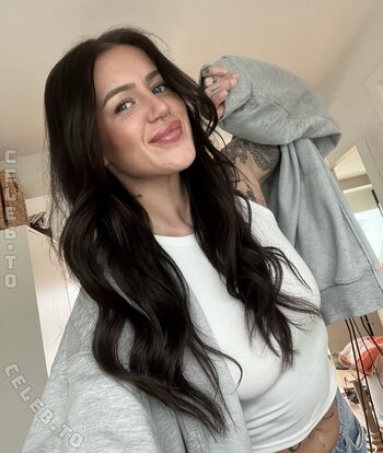 Inessachimato leaked private content