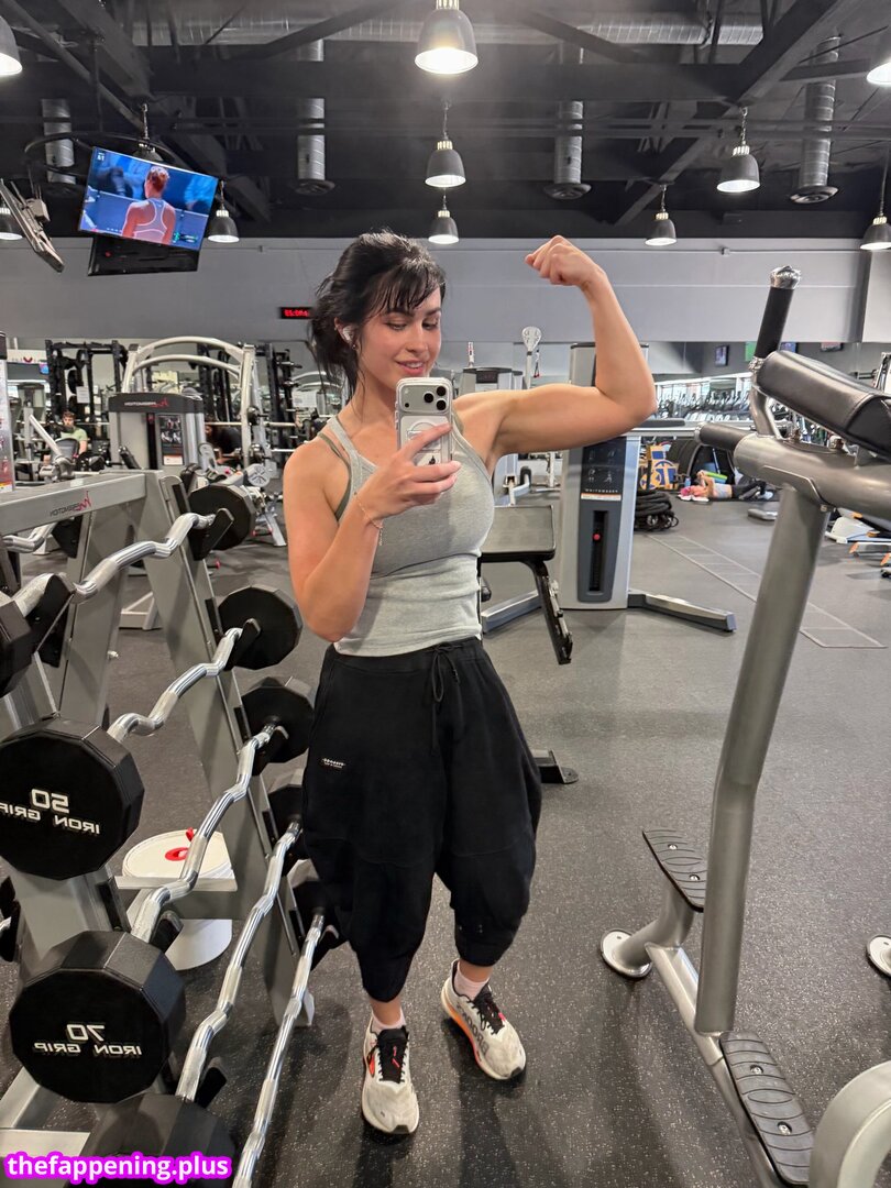 Novaleesi/ leaked private content