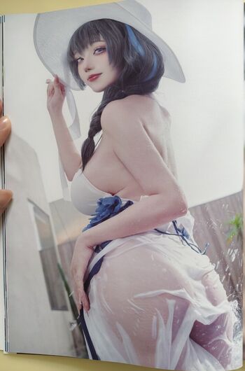 Enasni leaked private content