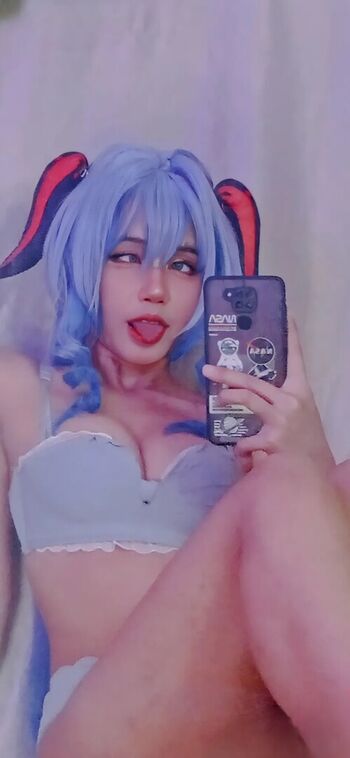 Lewdcapy leaked private content