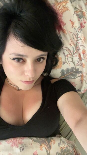 Yellowspoongirl leaked private content