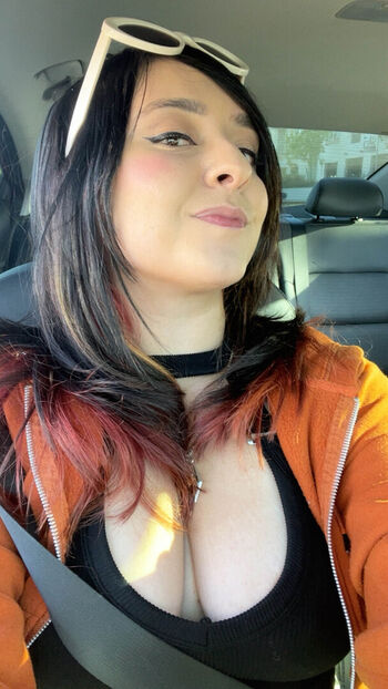 Yellowspoongirl leaked private content