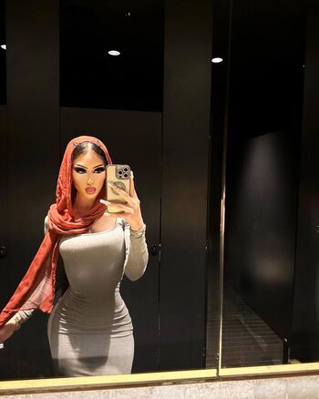 Flirtina muse/ leaked private content